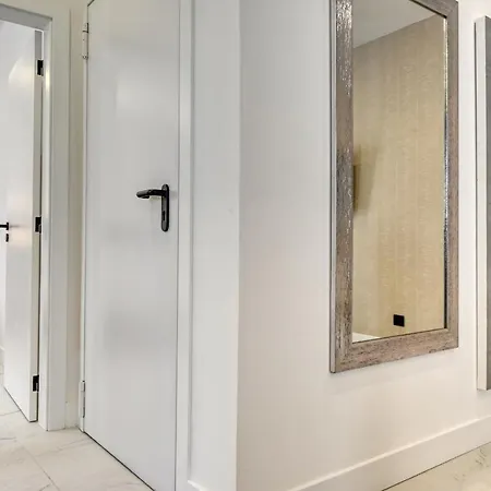 Beco Santa Emilia 2f, A In Madeira Апартаменты Фуншал