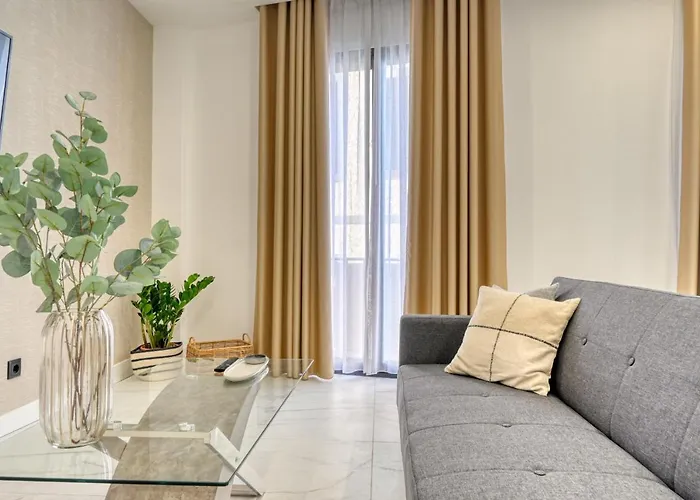 Beco Santa Emilia 2f, A In Madeira דירה פונשל