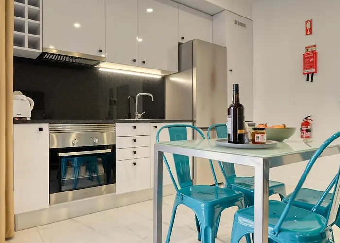 Beco Santa Emilia 2f, A In Madeira