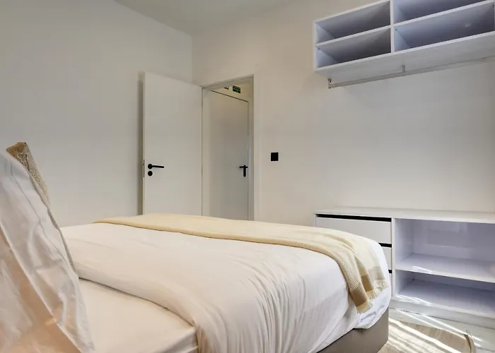 Beco Santa Emilia 2f, A In Madeira