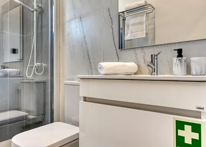 Beco Santa Emilia 2f, A In Madeira פונשל