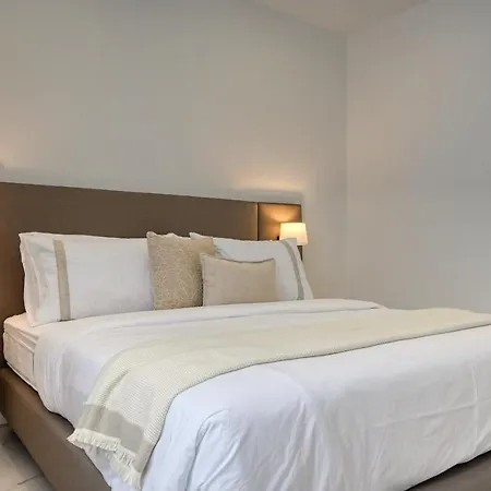 Beco Santa Emilia 2f, A In Madeira Φουνκάλ