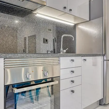 Beco Santa Emilia 2f, A In Madeira